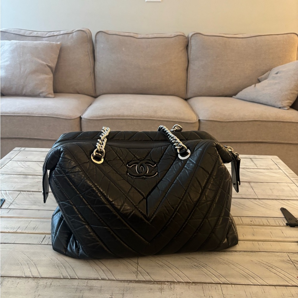 Chanel Black Chevron Quilted Shoulder Bag